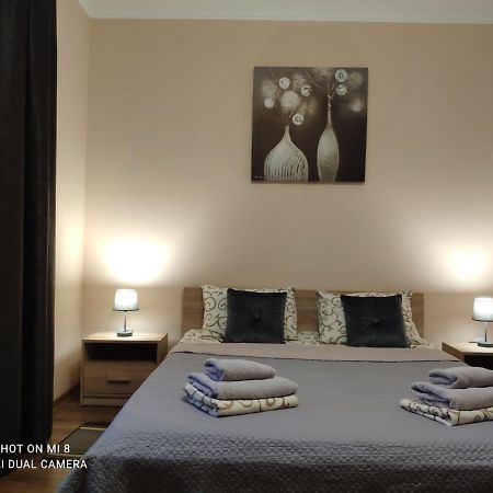 Apartments Domovik Мостова 5 Кв 44 Mukačevo Esterno foto